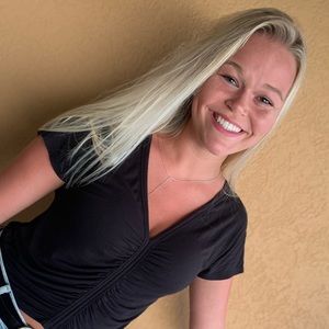 Meet your Posher, Abby